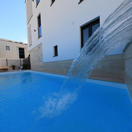 Adastra Apartments Maslenica Exterior foto
