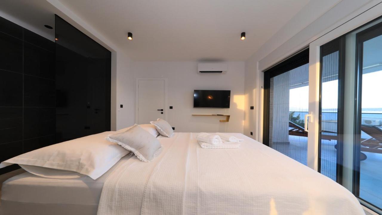Adastra Apartments Maslenica Exterior foto